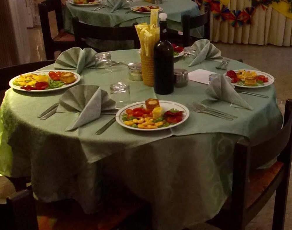 Holiday Hotel